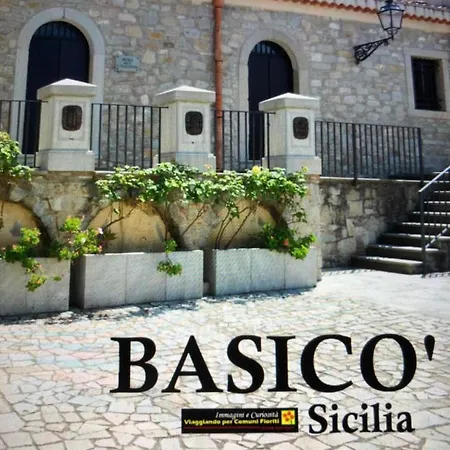 Holiday home Un Balcone Sul Mare - Casa Salita Foti -case Sicilia&toscana- Basico