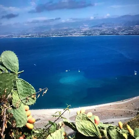 Un Balcone Sul Mare - Casa Salita Foti -case Sicilia&toscana- בית נופש Basicò