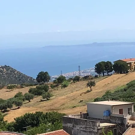 펜션 Un Balcone Sul Mare - Casa Salita Foti -case Sicilia&toscana- *